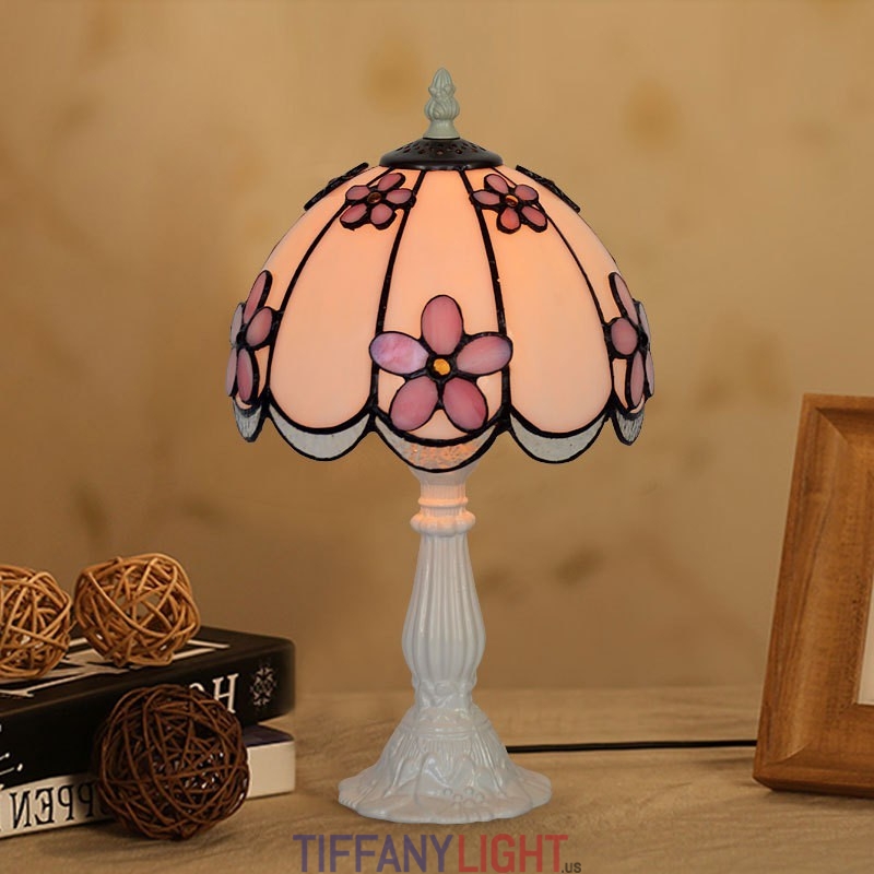 Pink tiffany style lamp new arrivals